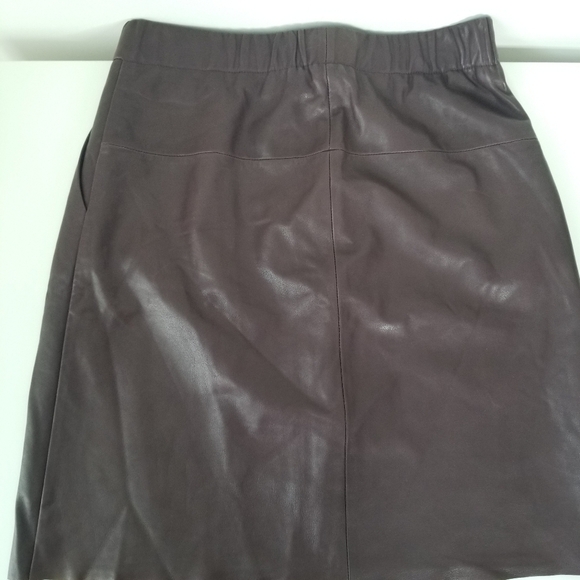 Halston Heritage 100% Lamb Leather Brown Gathered Front Skirt w/ Pockets Size 2 - Picture 16 of 16